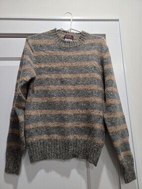 Macys Wool Sweater M
